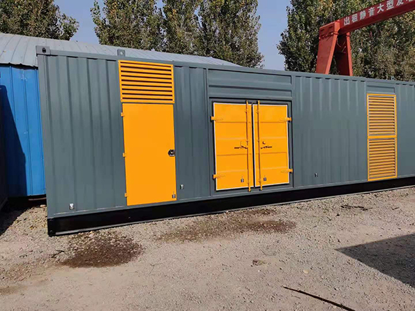抚州300kw 柴油发电机组用多大的空气开关？